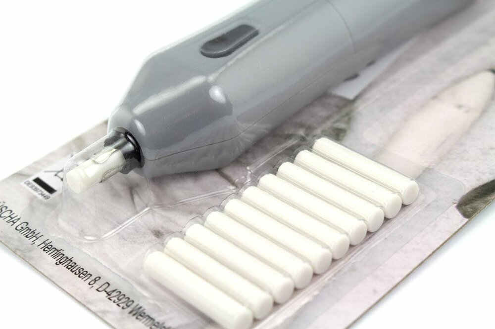 Electrische gum / Electric Eraser Bind Juscha inclusief 10 navullingen