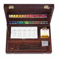 Inhoud van set (open geklapt) 28 napjes + accessoires luxe houten kist Rembrandt Professionele Aquarelverf