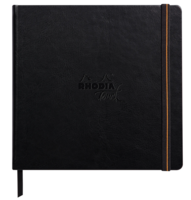 Gesloten vierkant 21x21 cm Rhodia Touch Mixed Media hardcover schetsboek bekleed met zwart canvas.