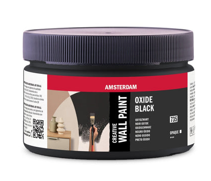 Brede, ronde pot met een donkergrijze, geribbelde schroefdop. Het etiket heeft een rode bovenrand met het witte Amsterdam logo.