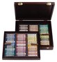 Rembrandt Luxe houten "portretselectie" kist met 90 hele Softpastels van Royal Talens